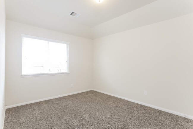 Building Photo - 30823 Gardenia Trace Dr