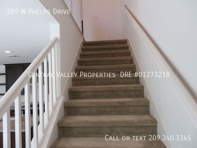 Building Photo - 289 W Phelps Dr