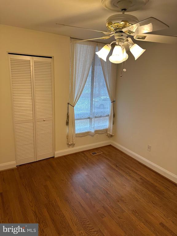 Building Photo - 1741 S Hayes St