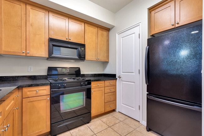 Kitchen Pantry - 5 S 500 W