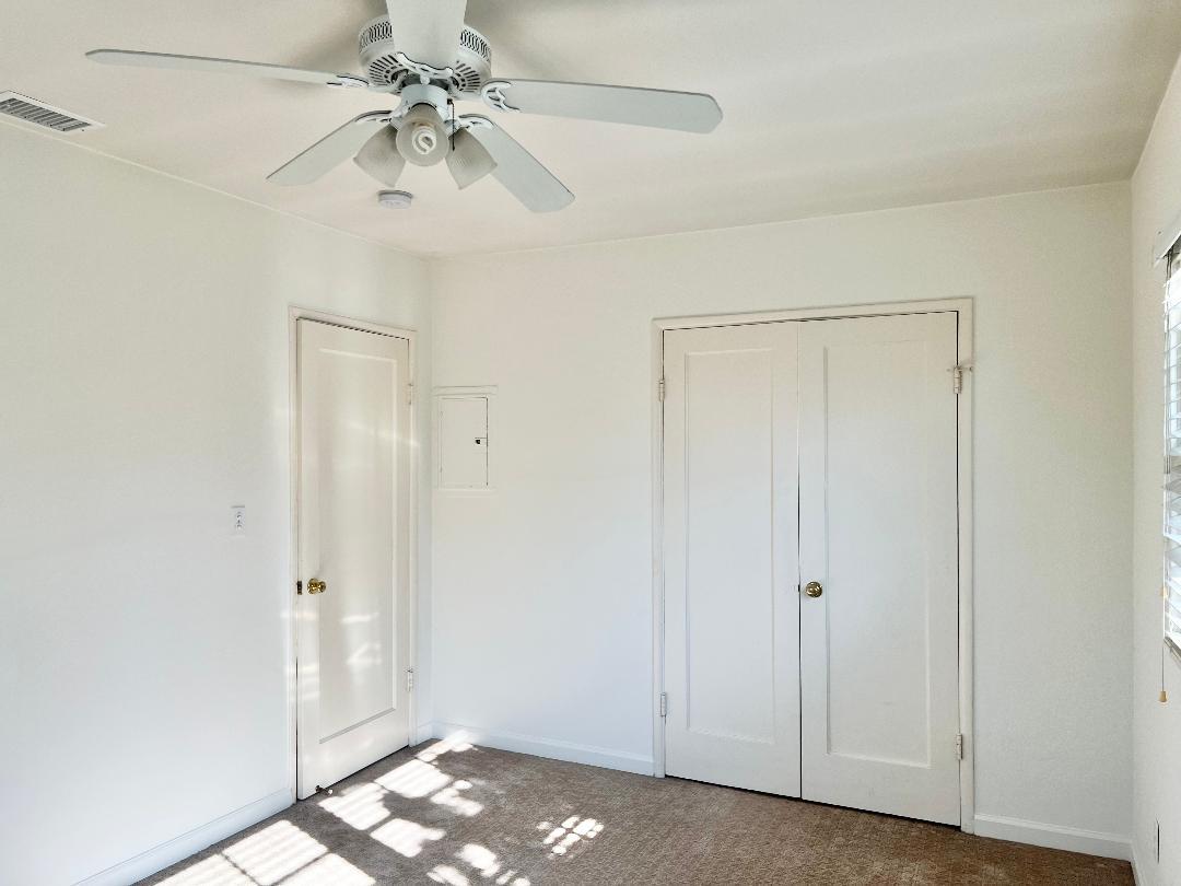 Building Photo - 4256 Noyes St