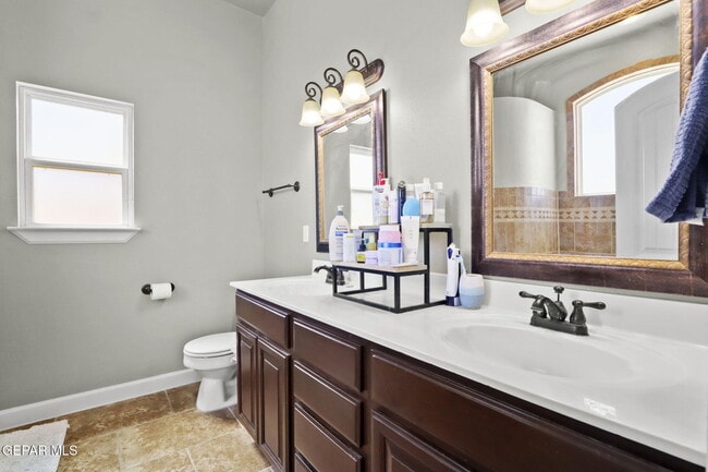 Building Photo - 11621 St Martin Way