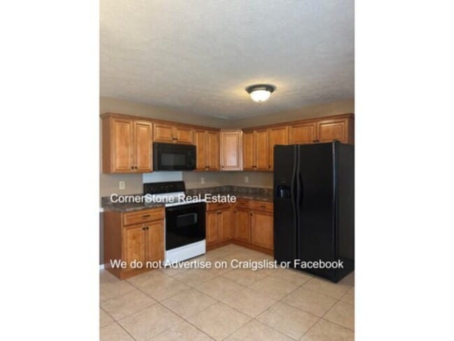 Building Photo - 5545 Archer Rd