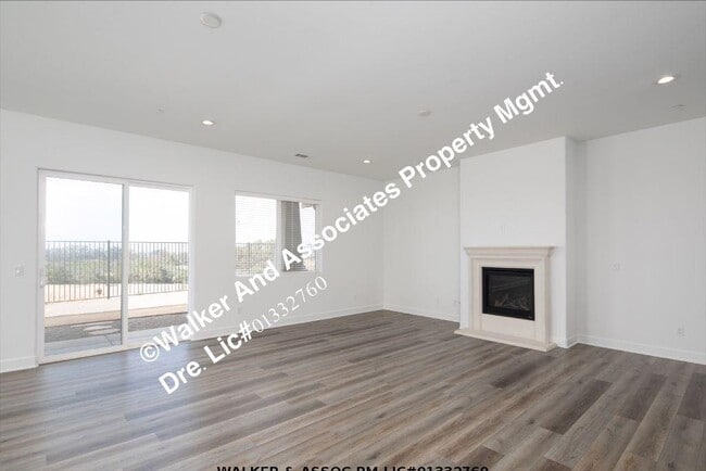 Building Photo - 5812 Lady Bells Dr