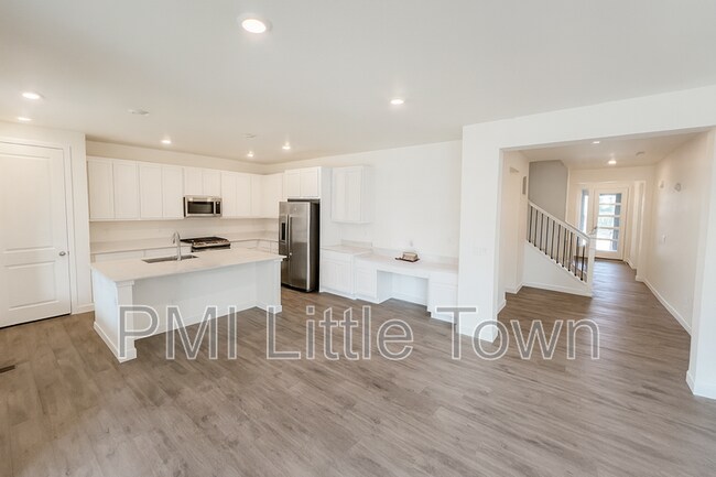 Building Photo - 8207 Sewanee Peak St