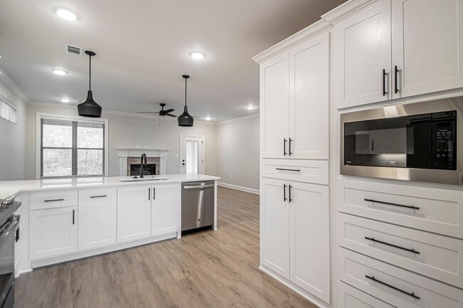 Building Photo - 306 Kanis Ridge Dr