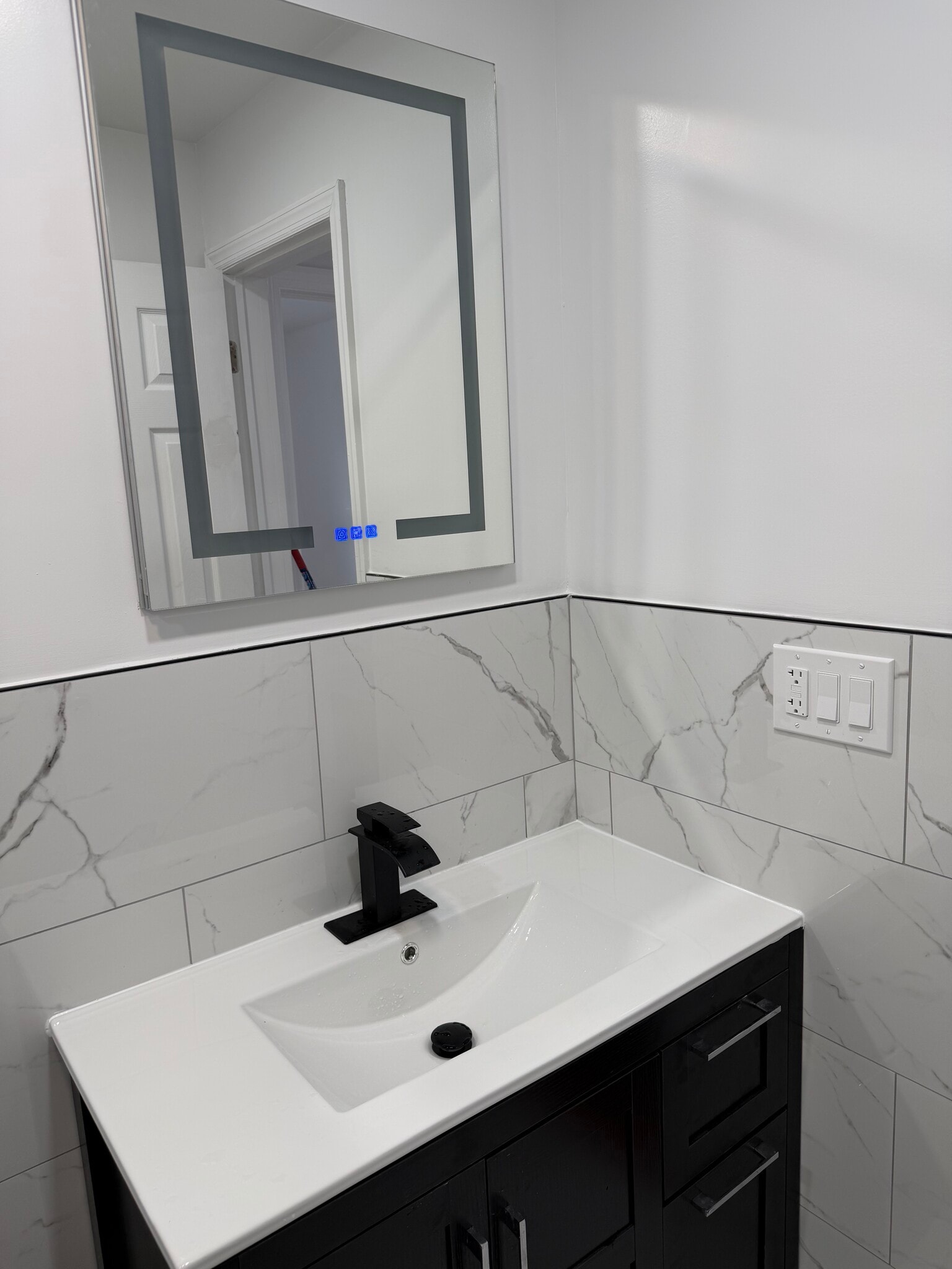 Building Photo - 10 Columbus Ave