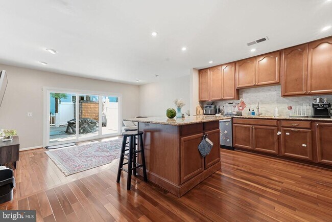 Building Photo - 47656 Pennrun Way