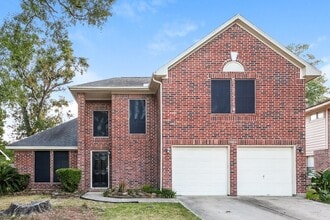 Building Photo - 18626 Droitwich Dr