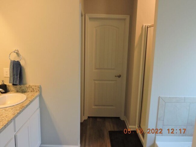 Building Photo - Pelican Lakes Home for Lease