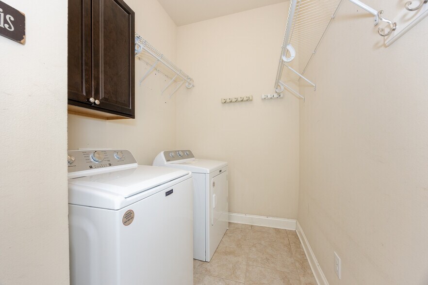Building Photo - 37436 Amalfi Dr