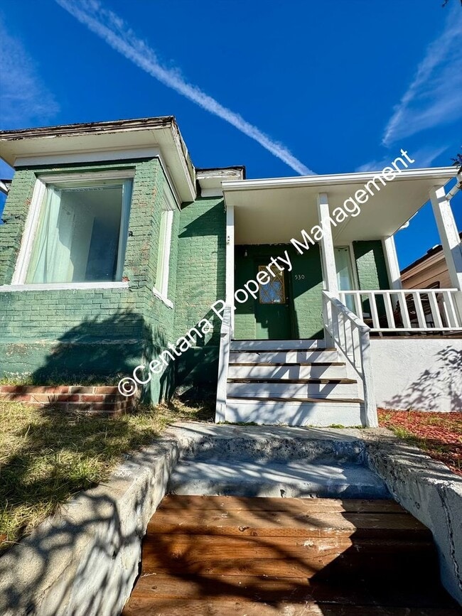 Building Photo - 2 bedroom 1 Bath House