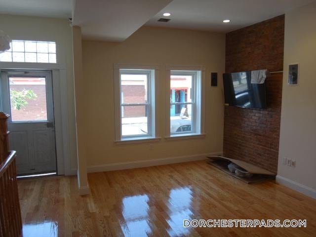 Building Photo - 275 Dorchester Ave