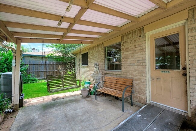 Building Photo - 10314 Paintbrush Ln