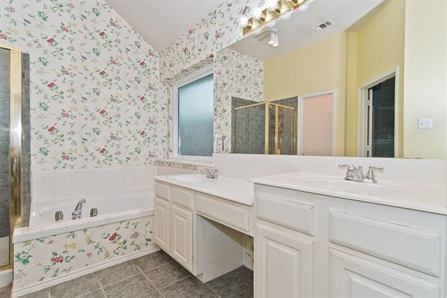 Building Photo - 3700 Villanova Dr