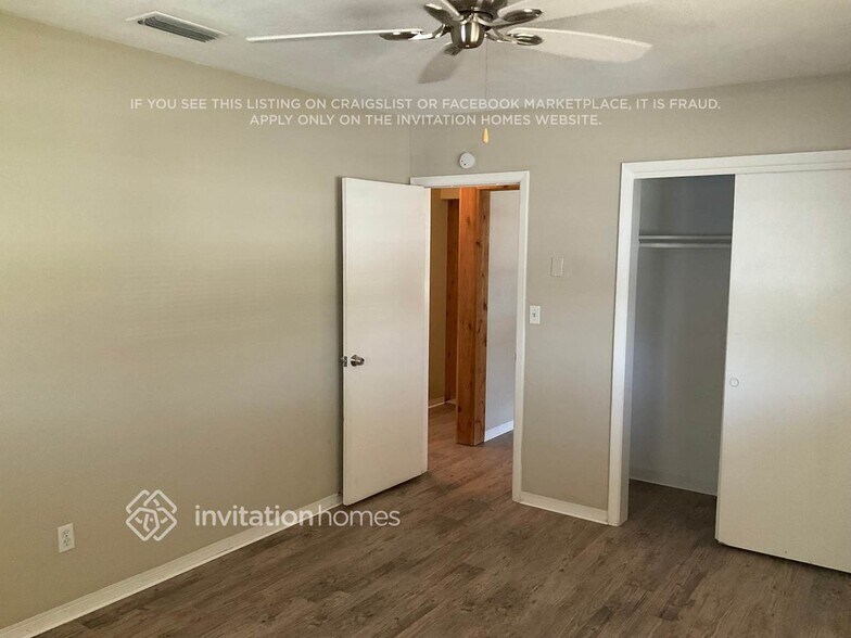 Building Photo - 8924 110th Ln N