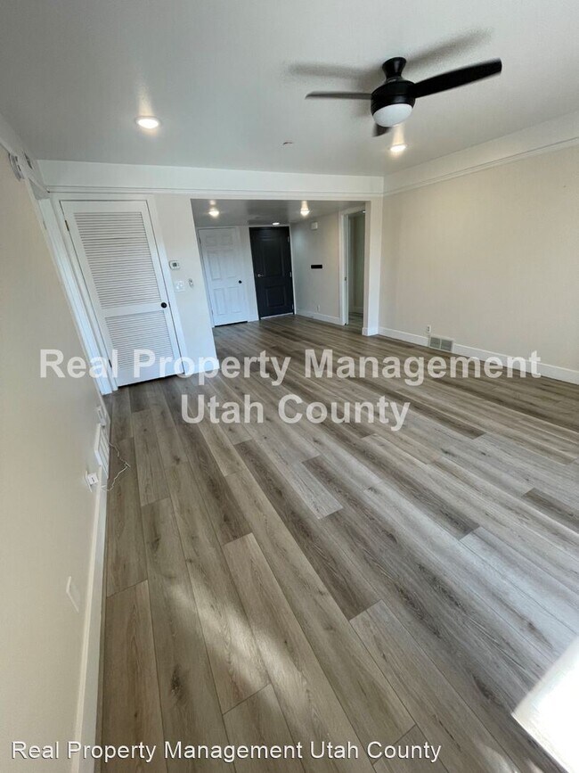 Building Photo - 2 br, 2 bath House - 2244 N. Canyon Rd. Ap...