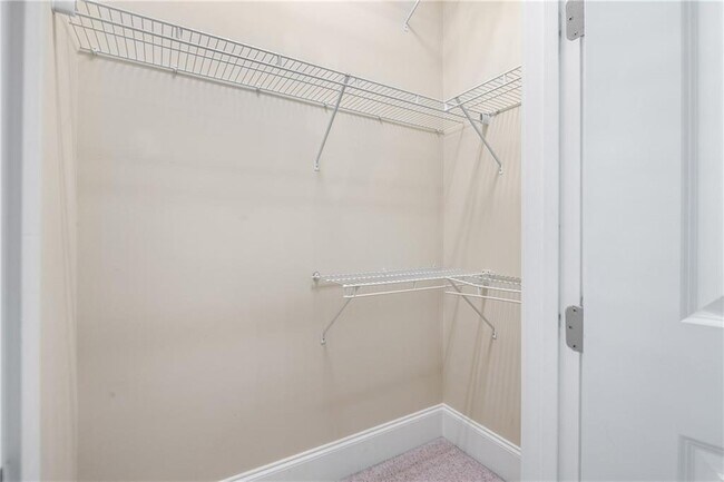 Building Photo - 1420 Briarhaven Trail