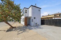 Building Photo - 1205 Cole Ave