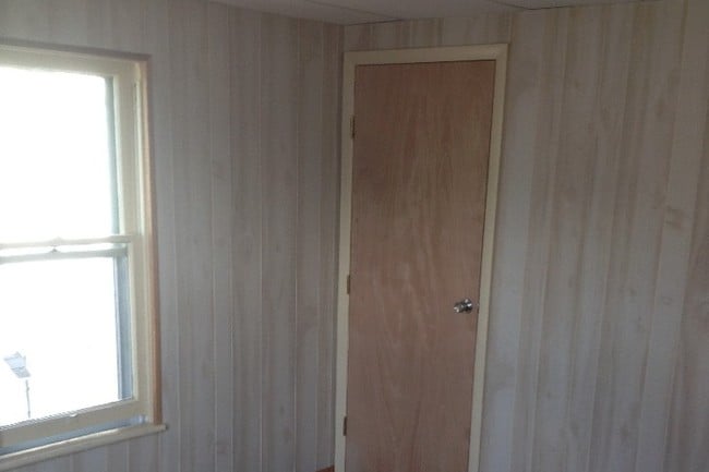 Building Photo - 347 Catherine St