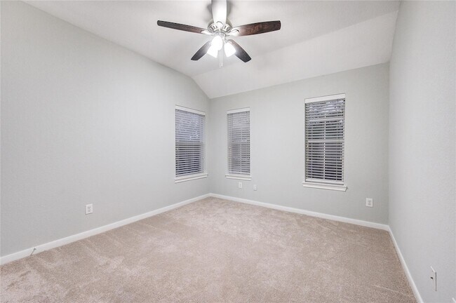 Building Photo - 25419 Hall Meadow Ln