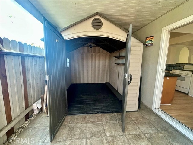 Building Photo - 10156 Holburn Dr