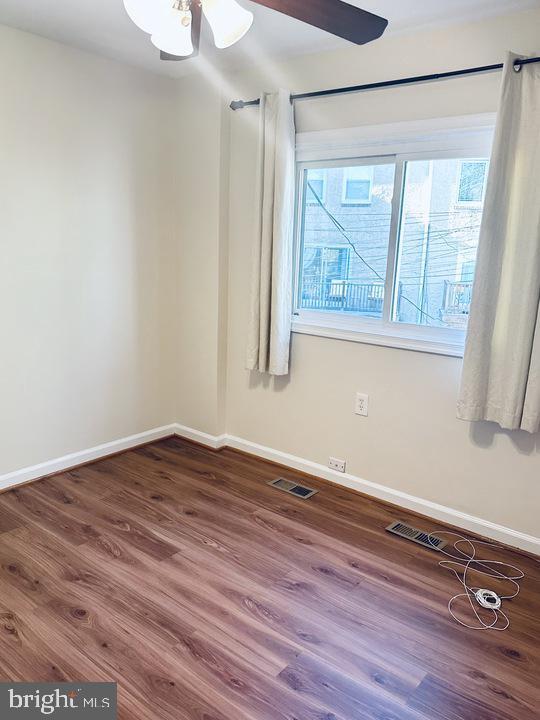 Building Photo - 1520 Constitution Ave NE