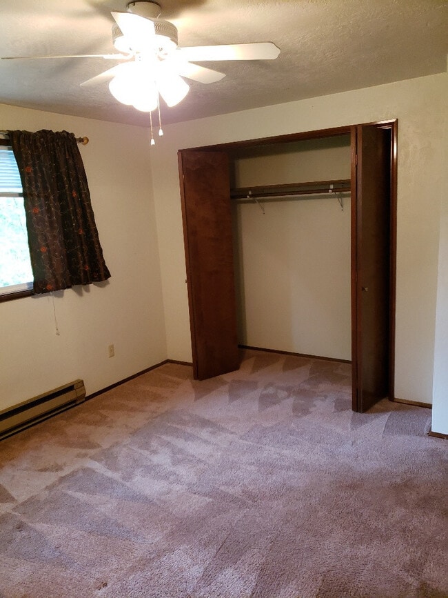 Building Photo - STATUS: PENDING APPLICATION- | R35 |$1895....