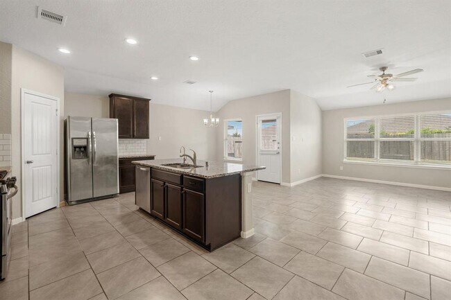 Building Photo - 18314 Pelham Holw Trl