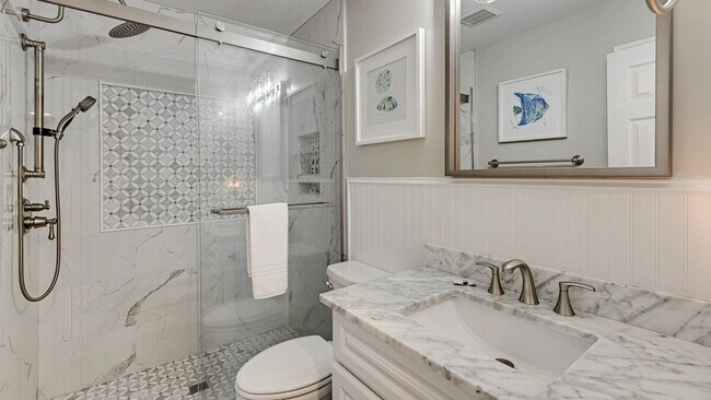 Building Photo - 366 Masters Dr