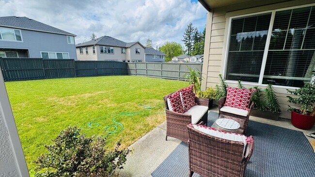 Building Photo - 5081 SE 83rd Ave