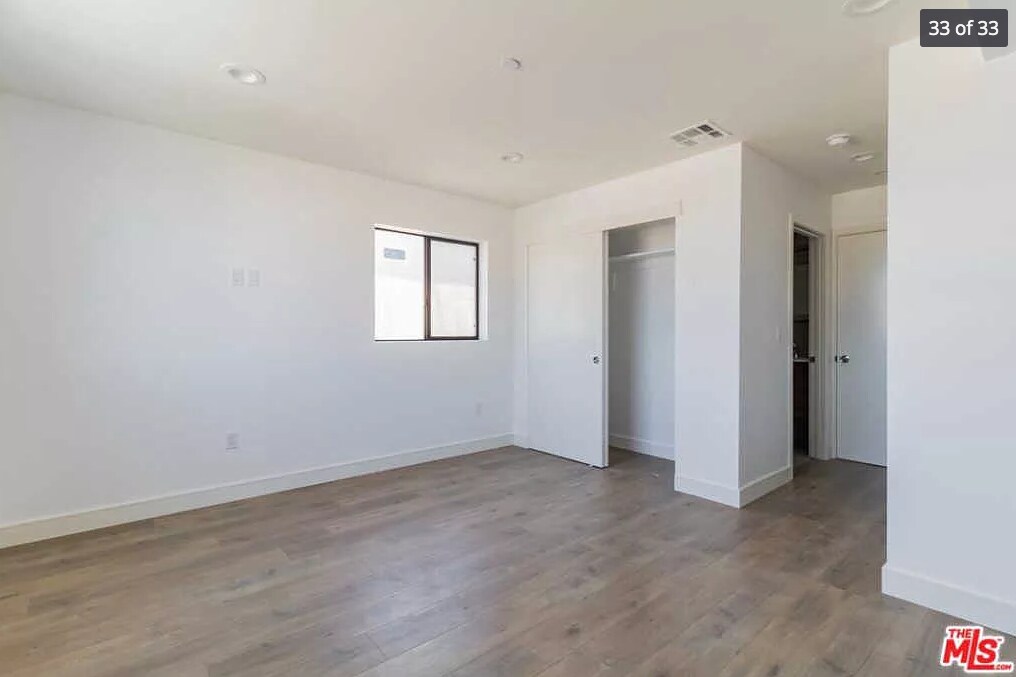 Building Photo - 412 N Ardmore Ave