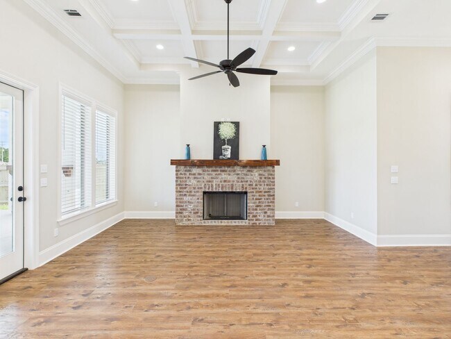 Building Photo - Stunning New Construction 4 Bed 3.5 Bath- ...