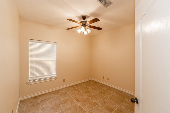 Building Photo - 9804 Cantera Ct