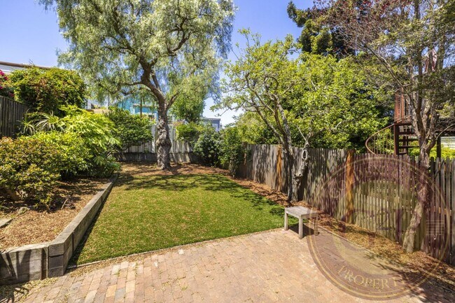 Building Photo - Potrero Hill - 2 BR, 1 BA House 1,124 Sq. ...