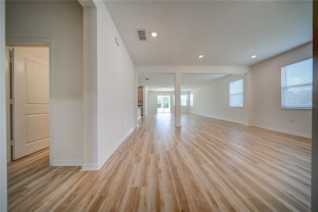 Building Photo - 16300 Winding Preserve Cir