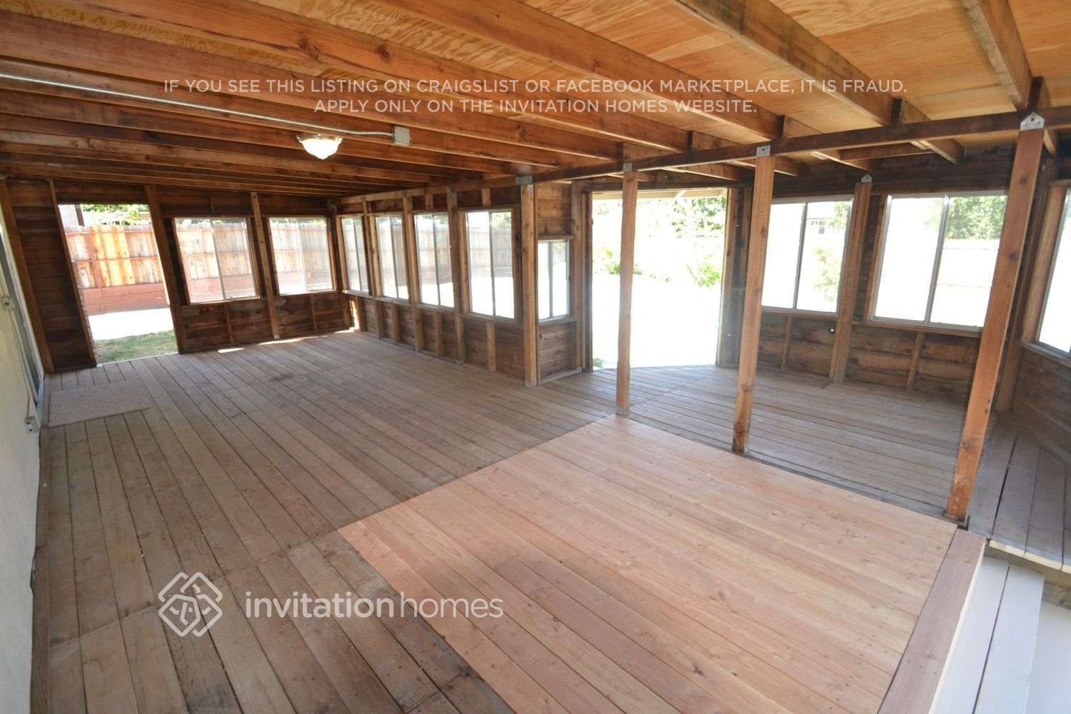 Building Photo - 5437 Burr Oak Way