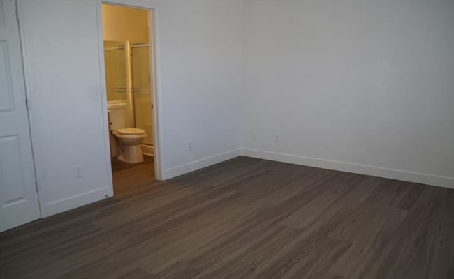 Building Photo - 7353 Catmint St