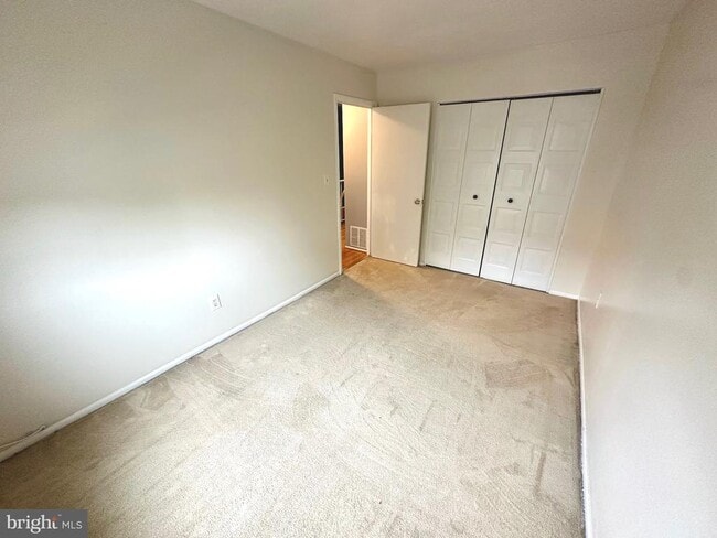Building Photo - 11 Musicmaster Ct