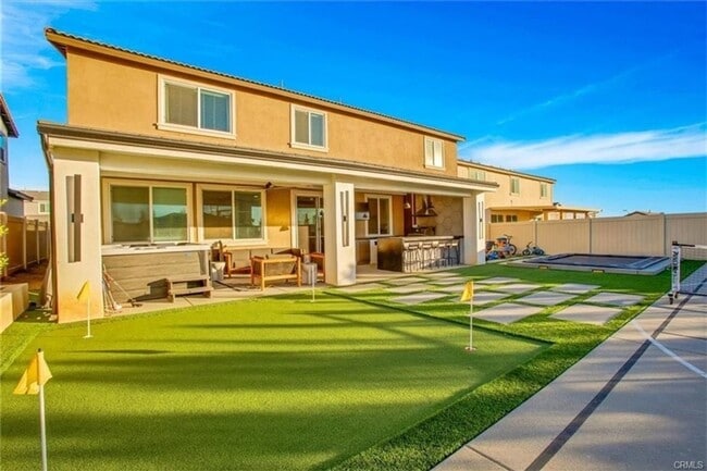 Building Photo - Stunning and Spacious 5BR 3BA Home w/ Solar Panels + Community Pool + Basketball/Tennis Court + S...