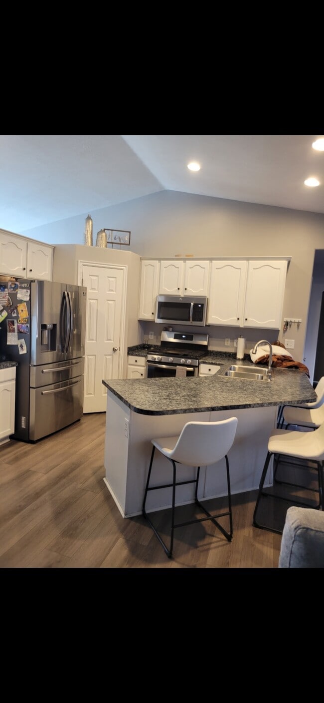 Building Photo - 11729 Gold Stone Dr