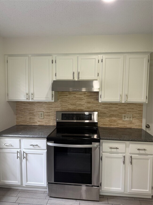 Building Photo - 262 Coppersmith Dr