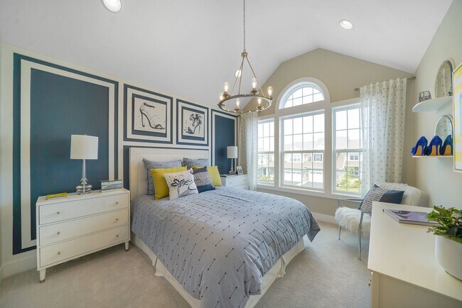 Building Photo - Luxury Fully Furnished 3 Bed 3.5 Bath Townhome in Darlington Ridge