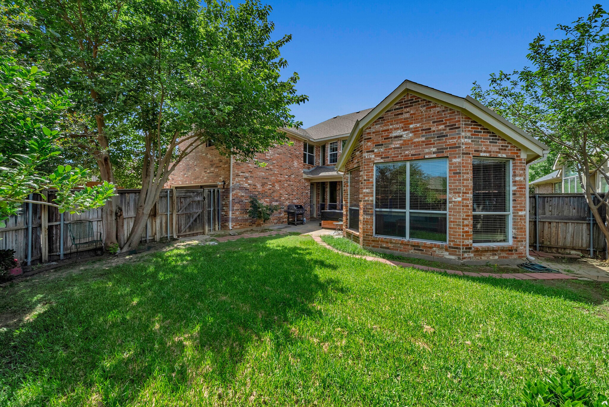 Building Photo - 1513 Van Winkle Dr