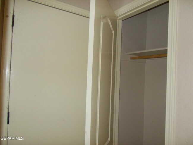 Building Photo - 749 Desert Sage Dr