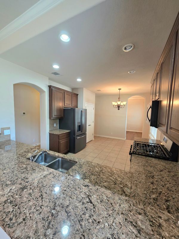 Building Photo - 2215 Conway Cove