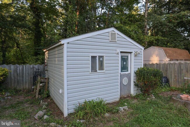 Building Photo - 4328 Hallfield Manor Dr