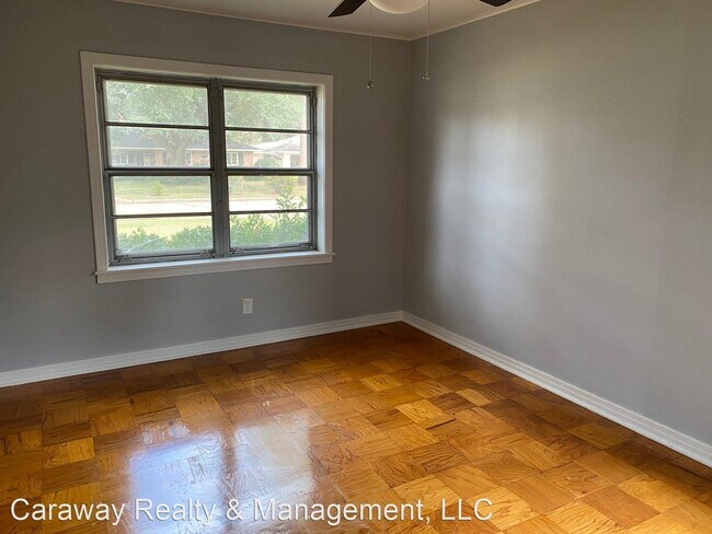 Building Photo - 3 br, 2 bath House - 131 Bruce Ave.