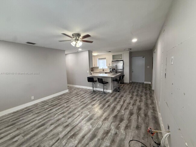 Building Photo - 3440 SW 75th Ct