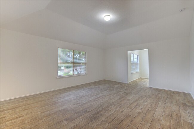 Building Photo - 9926 Myrtle Field Ln
